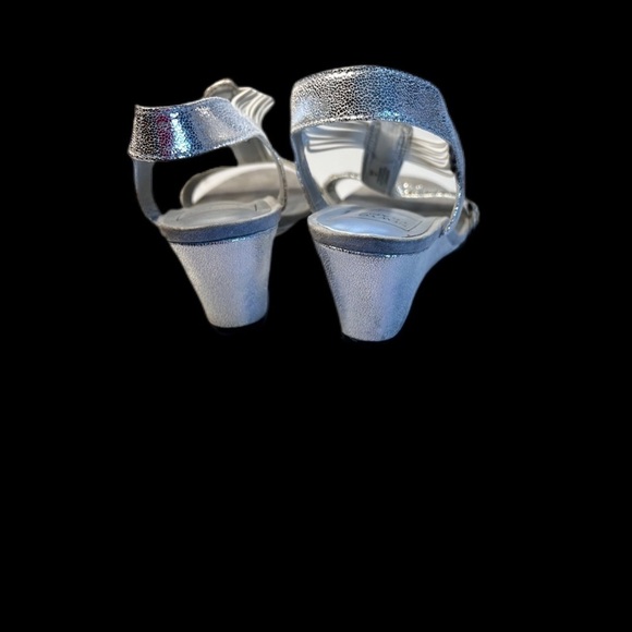 New York Transit BADGETASTIC WEDGE SANDAL.  Silver sparkle open toe. - Picture 2 of 5